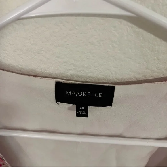 MAJORELLE Chrissa Top in Mauve Ditsy - Picture 4 of 6